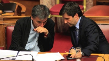 Γιατί ο κόφτης κατατέθηκε στη Βουλή μεσάνυχτα Τετάρτης και με τροπολογία