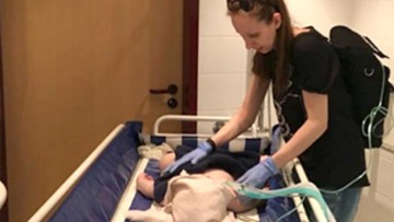 Σπίτι στο Βερολίνο ψάχνει η μητέρα της μικρής Ραφαέλας που συγκλόνισε την Ελλάδα  