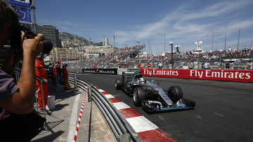 GP Μονακό: Νίκη Χάμιλτον, συγκλονιστική μάχη με Ρικιάρντο!