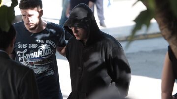 Αμίλητος πέρασε την πόρτα του ανακριτή ο «δράκος» του Αμαρουσίου