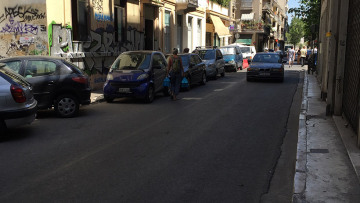 Αλληλέγγυοι κατέλαβαν και δεύτερο ξενοδοχείο για να βάλουν μετανάστες