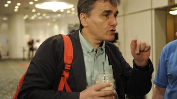 «Καμπανάκι» από τους «53+»: Γινόμαστε όλο και πιο μνημονιακοί!