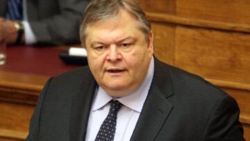 Βενιζέλος: Με την επιστολή Έτινγκερ κινείται διαδικασία κατά της Ελλάδας για τις τηλεοπτικές άδειες