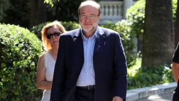 Νέα δήλωση Αλεξιάδη: Τώρα σκεφτόμαστε έξι δόσεις για τον ΕΝΦΙΑ 