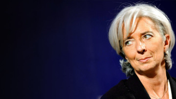 «Βόμβα» ΔΝΤ: Υψηλός ο κατώτατος μισθός στην Ελλάδα