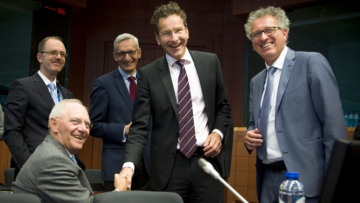 Το Eurogroup παραπέμπει στο Ecofin το ερώτημα για κυρώσεις σε Πορτογαλία και Ισπανία