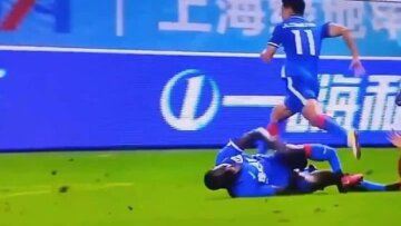 Τραυματισμός-σοκ του Ντεμπά Μπα! (vid)