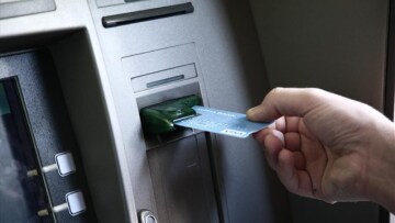 Τι σημαίνει πρακτικά η νέα χαλάρωση των capital controls