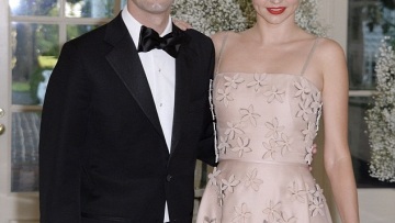 Η Miranda Kerr είπε το «ναι» και παντρεύεται 