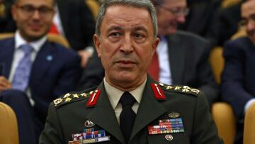 Τουρκία: Παραμένει στην θέση του ο αρχηγός του γενικού επιτελείου εθνικής άμυνας