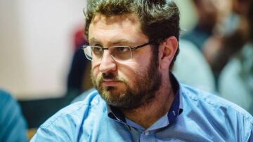 Ζαχαριάδης (ΣΥΡΙΖΑ): «Δεν συμφωνώ με την επέμβαση της αστυνομίας στις καταλήψεις»