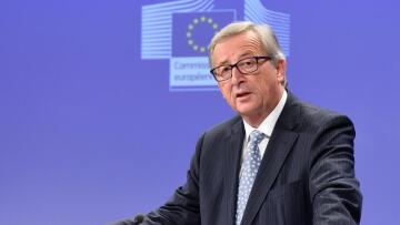 Γιούνκερ: «Στον αέρα» η συμφωνία με την Τουρκία για το προσφυγικό