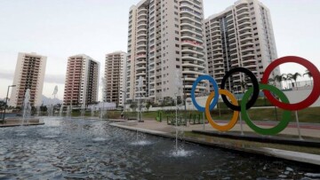 Κούβελος: «Η κατάσταση στο Ολυμπιακό Χωριό είναι τραγική»