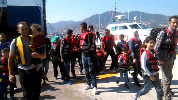 Ναυάγιο με μετανάστες στη Λέσβο: Σώθηκαν 50 άνθρωποι - Αγνοούνται ακόμη δύο  