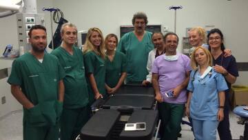 Θέμα νομιμότητας για την παρουσία Πολάκη στο χειρουργείο στη Σαντορίνη θέτει ο ΙΣΑ