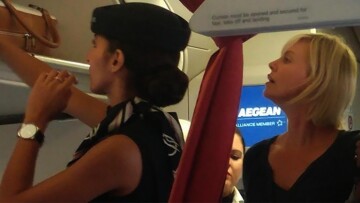 Στην Ελούντα για διακοπές η Charlize Theron