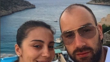 Δείτε την τούρτα έκπληξη της Χοψονίδου στον Σπανούλη