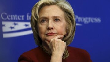 Επιτελείο Κλίντον: Ο Τραμπ είναι αλλεργικός στην αλήθεια