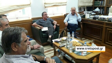 Χώρους φιλοξενίας 2.000 προσφύγων στην Κρήτη αναζητά η κυβέρνηση