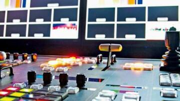  Τηλεοπτικές άδειες: Τι απαντά η επιτροπή στις εταιρείες για την αρτιότητα του διαγωνισμού 