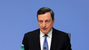 Ντράγκι: Χωρίς έκθεση για τη βιωσιμότητα του χρέους η Ελλάδα δεν θα μπει στο πρόγραμμα αγοράς ομολόγων