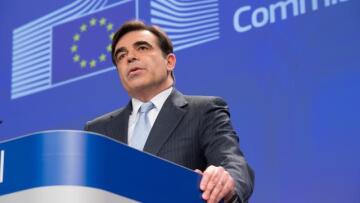 Κομισιόν για τηλεοπτικές άδειες: Θετικό ότι έρχονται επιπλέον έσοδα στο κράτος