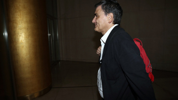 «Στοπ» από δανειστές σε νομοσχέδια που θα έφερνε η κυβέρνηση στη Βουλή