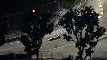 GP Σιγκαπούρης: Φερστάπεν, Ρόσμπεργκ οι ταχύτεροι στα ελεύθερα!