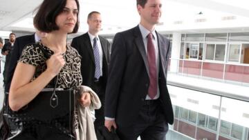 Η τρόικα απέρριψε τις προτάσεις της κυβέρνησης και για το υπερταμείο 