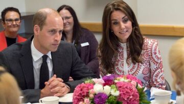 Ο Ουίλιαμ και η Κέιτ άφησαν στο σπίτι τον άτακτο πρίγκιπα Γεώργιο μετά την... πόρτα στον Καναδό πρωθυπουργό