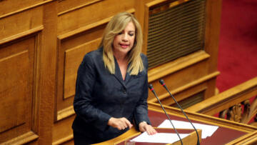 Φώφη: Οι σκελετοί είναι σε κοινή θέα - Η απόσυρση Καλογρίτσα δεν κλείνει το θέμα