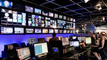 Σφοδρή σύγκρουση για τις τηλεοπτικές άδειες, περιμένοντας τον Ιβάν...