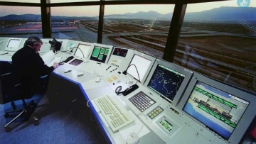 Σε επαναλαμβανόμενες 24ωρες απεργίες οι ελεγκτές εναέριας κυκλοφορίας	