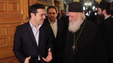Σε εξέλιξη η συνάντηση Ιερώνυμου-Τσίπρα για τα... Θρησκευτικά