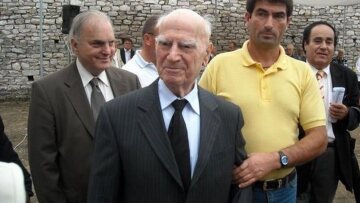 Πέθανε ο Στυλιανός Παττακός σε ηλικία 104 ετών 