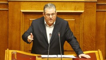 Κουτσούμπας: «Ομοούσια, ενιαία και αδιαίρετη είναι η προσέγγιση ΝΔ και ΣΥΡΙΖΑ»