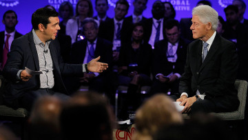 Wikileaks: Ο Μπιλ Κλίντον ανέλαβε να πιέσει τον Τσίπρα να υπογράψει το Μνημόνιο!