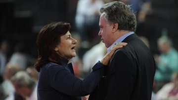 Θεανώ Φωτίου: Μην ξεχνάμε τις τσακισμένες από την κρίση μάζες που μας έφεραν στην εξουσία