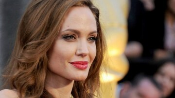 Οι πρώτες φωτογραφίες της Αντζελίνα Τζολί μετά την αίτηση διαζυγίου 