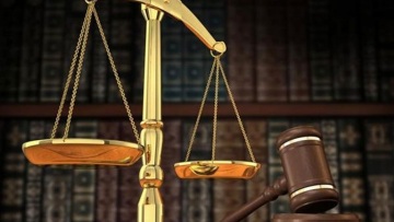 Προσπάθεια υπονόμευσης της Δικαιοσύνης καταγγέλλει η Ένωση για τα Δικαιώματα του Ανθρώπου