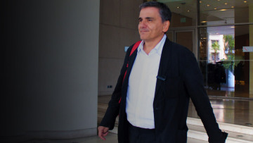 «Ξηλώνουν» και το προσχέδιο του προϋπολογισμού του 2017 οι δανειστές