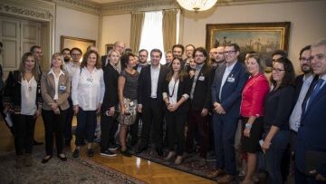 Τσίπρας σε δημοσιογράφους: Προτιμώ να κερδίζω τις εκλογές παρά τις δημοσκοπήσεις 