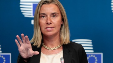 Κυπριακό: Συνάντηση της Μογκερίνι με Αναστασιάδη-Ακιντζί