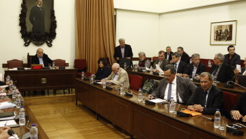 Συγκρότηση νέου ΕΣΡ: Οι κυβερνητικοί τακτικισμοί «έκαψαν» τη συναίνεση