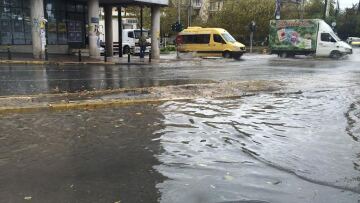 Καταιγίδα και χαλαζόπτωση σάρωσε την Αττική 