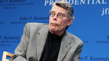 Στίβεν Κινγκ: Ακόμα και ο «μετρ του τρόμου»... τρόμαξε με την εκλογή Τραμπ!