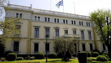 Γαρίδες, σφυρίδα και γλυκό με κάστανα στο Προεδρικό για τον Ομπάμα