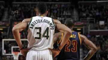 «Υπόκλιση» Λεμπρόν στον Αντετοκούνμπο: Μοναδικό ταλέντο για το ΝΒΑ