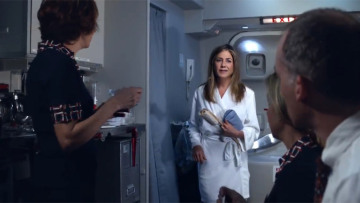 Τζένιφερ Άνιστον: «Εχω κάνει σεξ στο πιλοτήριο με τον κυβερνήτη!»