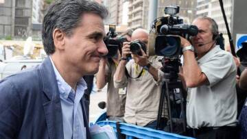 WSJ: Η Ελλάδα παραμένει το λίκνο της ευρωπαϊκής δυσλειτουργίας